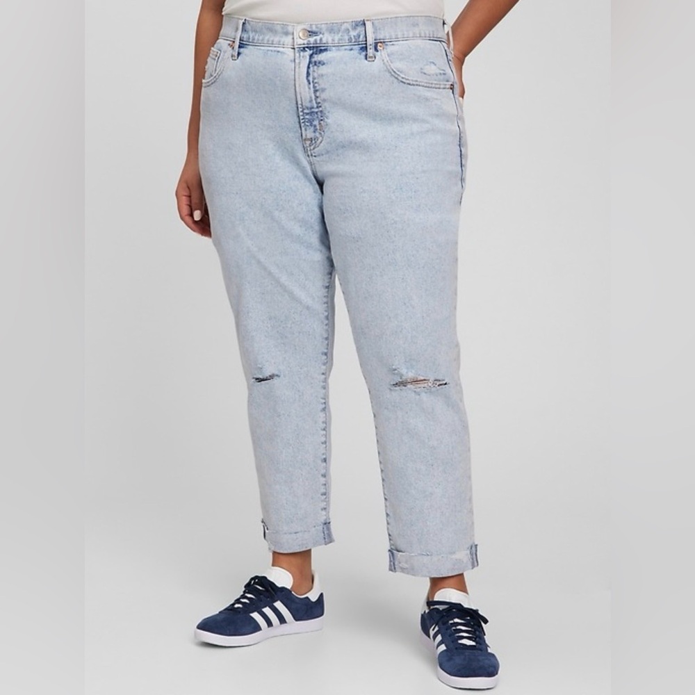 GAP Mid Rise Girlfriend Jeans with Washwell 35/20R Blue Marble Wash